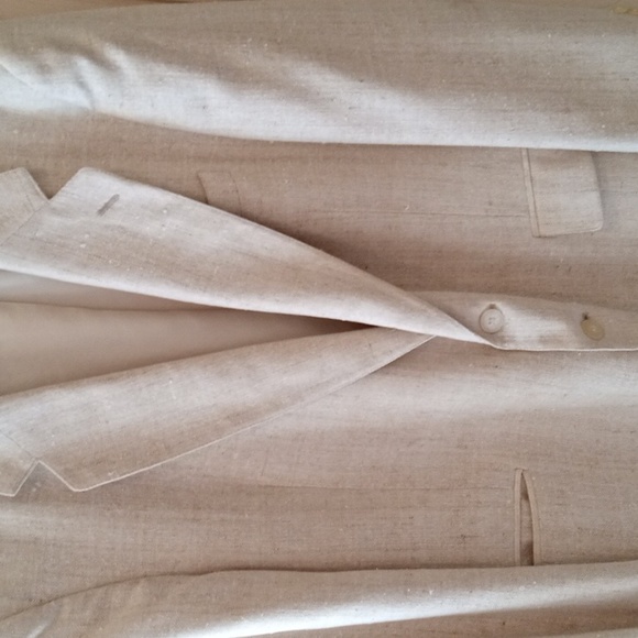 Beige linen men's blazer - Picture 2 of 3